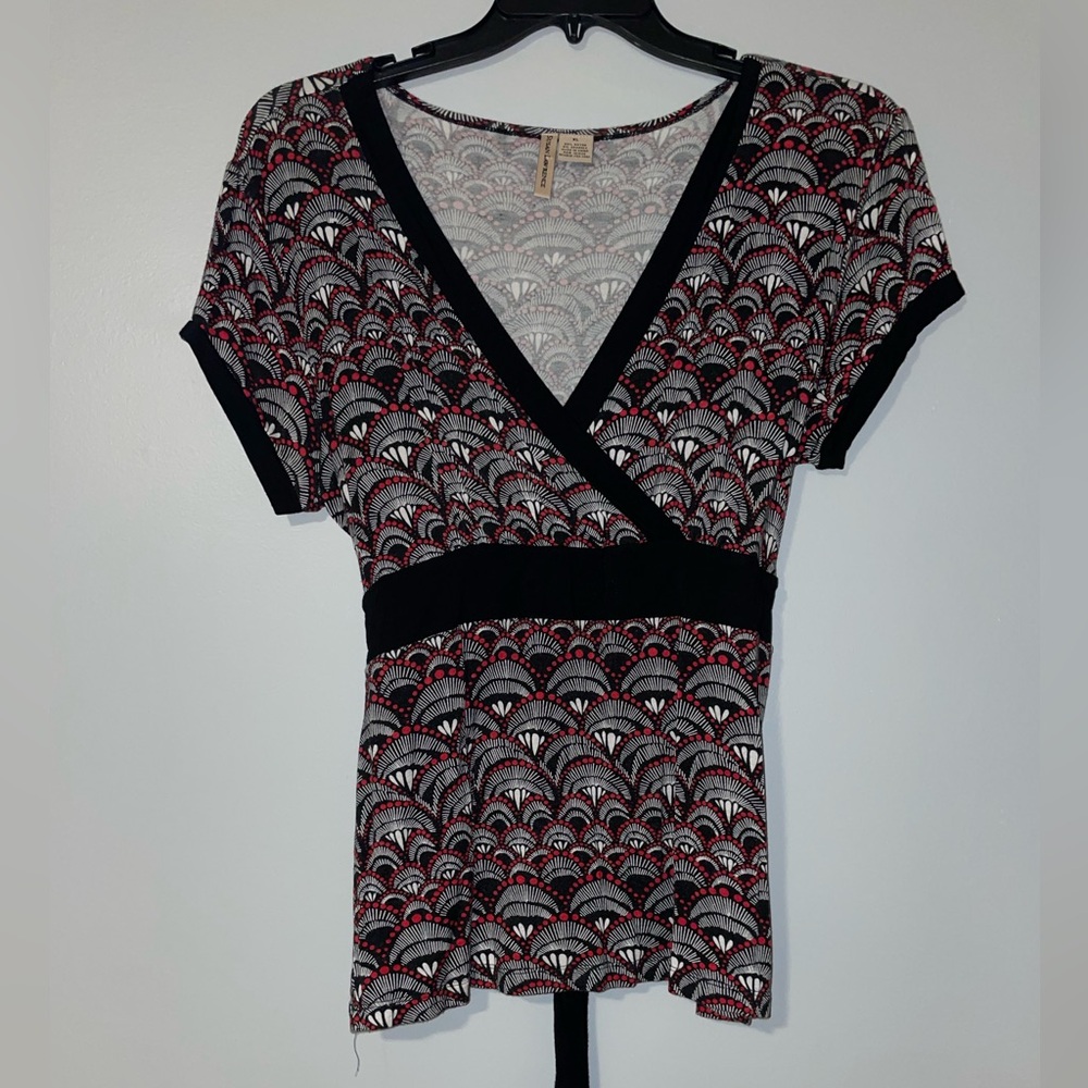 Susan Lawrence Black, Red & White Patterned Wrap-Style Blouse